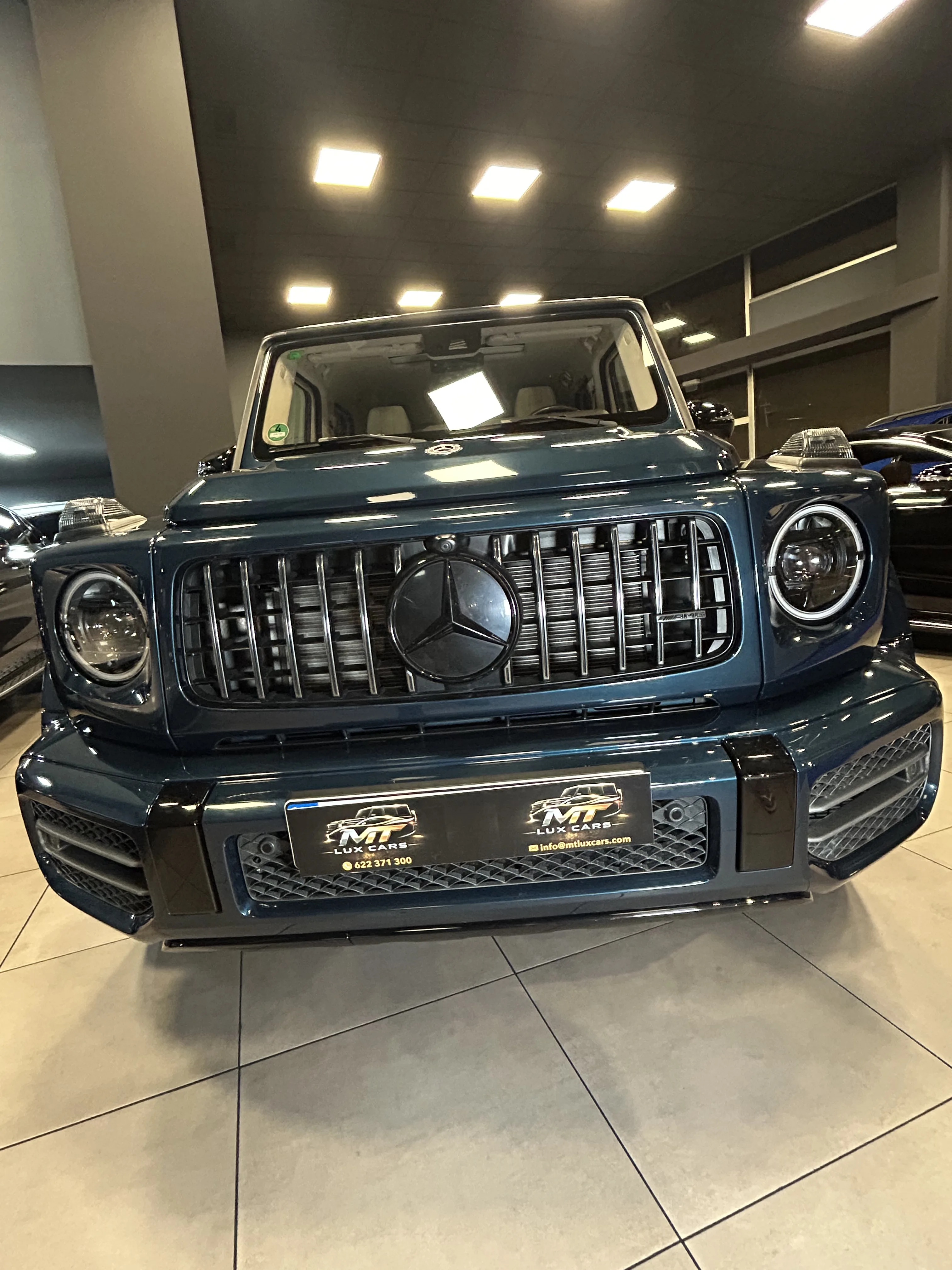Mercedes Benz G63 frontal